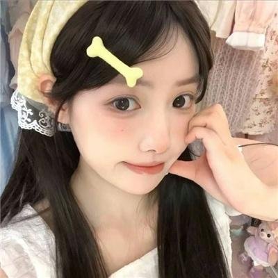 名模迷踪 高清海报